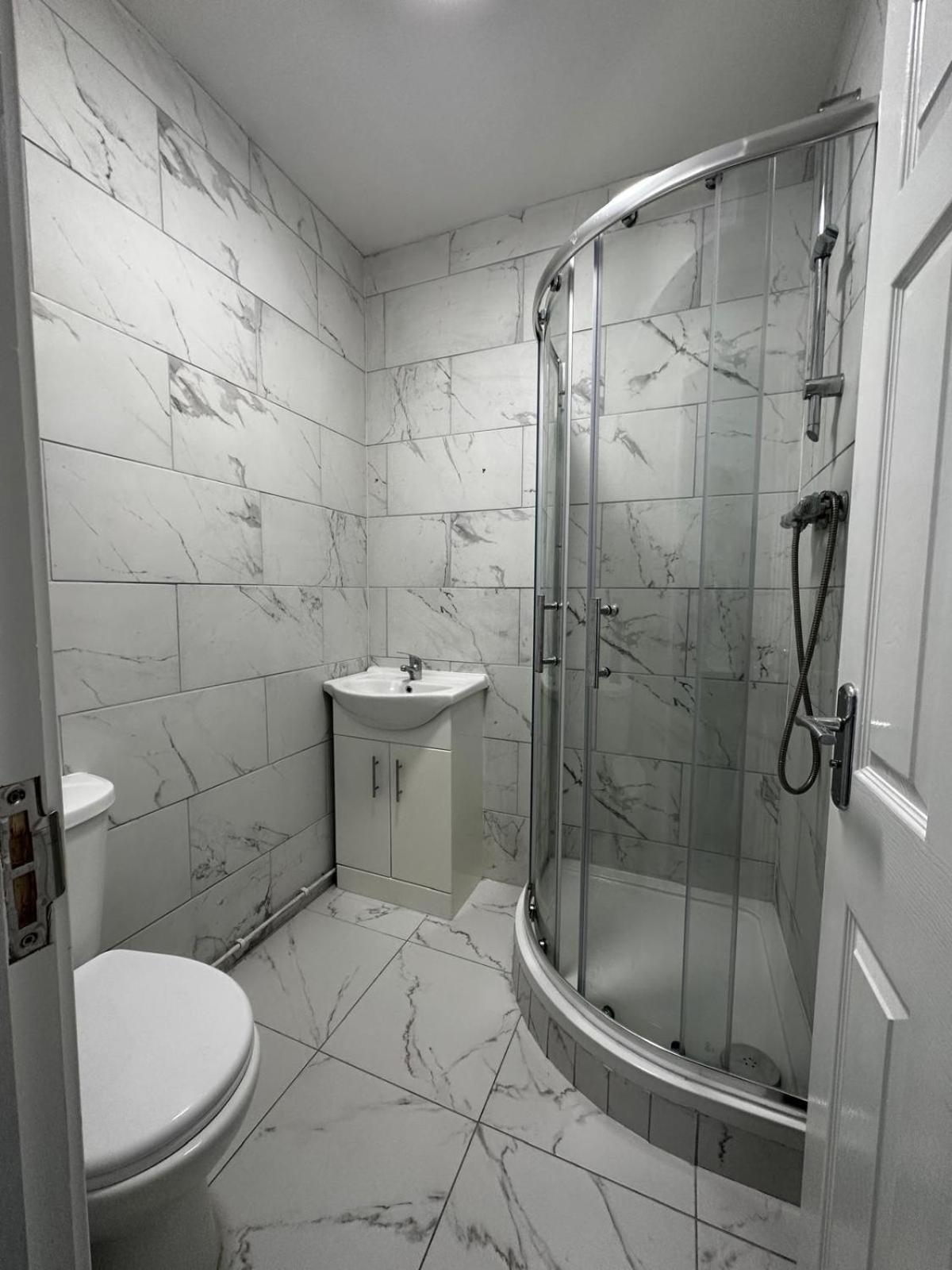 Tottenham En Suites Guest Rooms ลอนดอน ภายนอก รูปภาพ