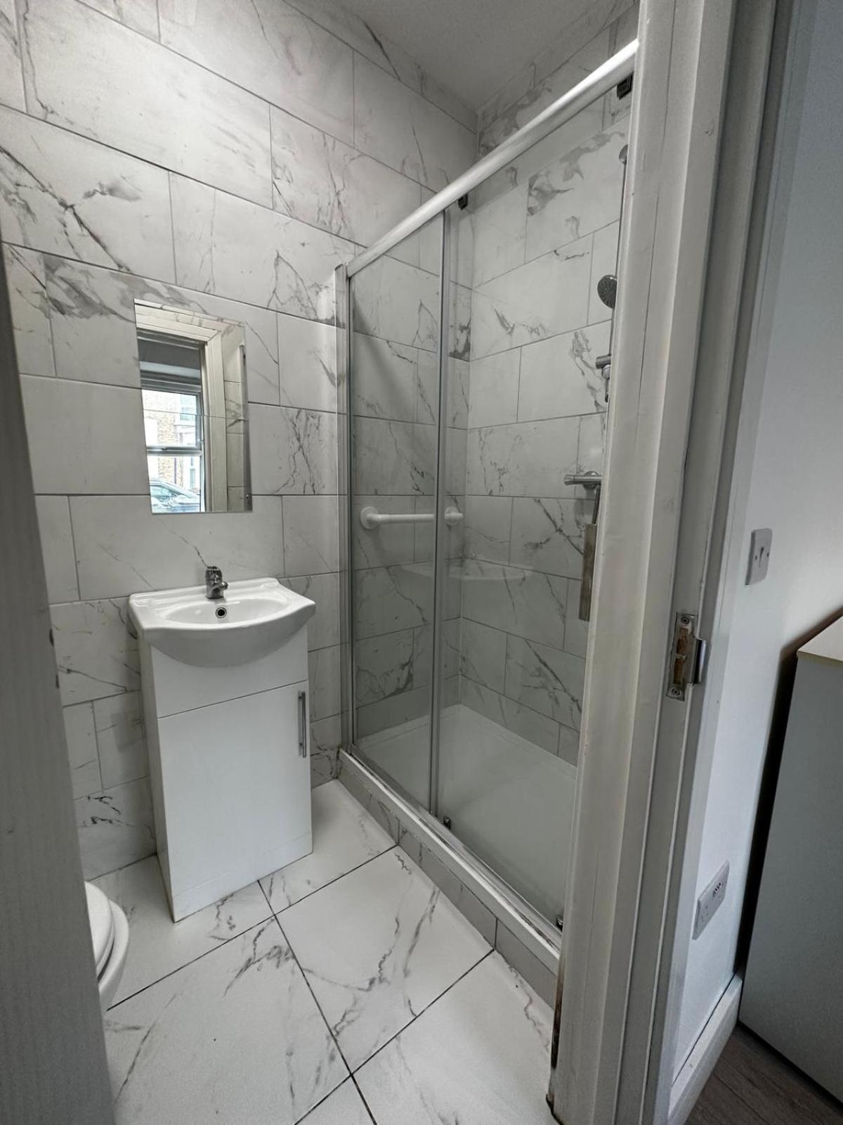 Tottenham En Suites Guest Rooms ลอนดอน ภายนอก รูปภาพ
