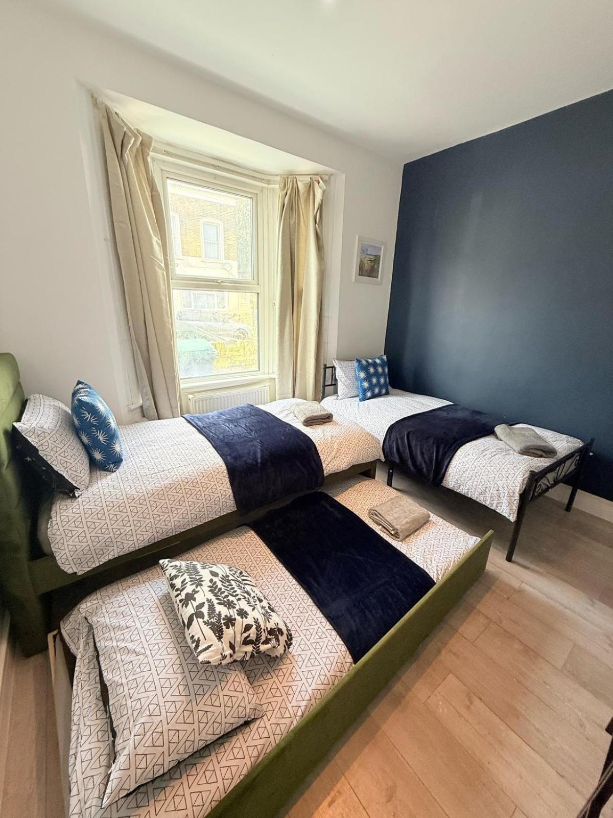 Tottenham En Suites Guest Rooms ลอนดอน ภายนอก รูปภาพ