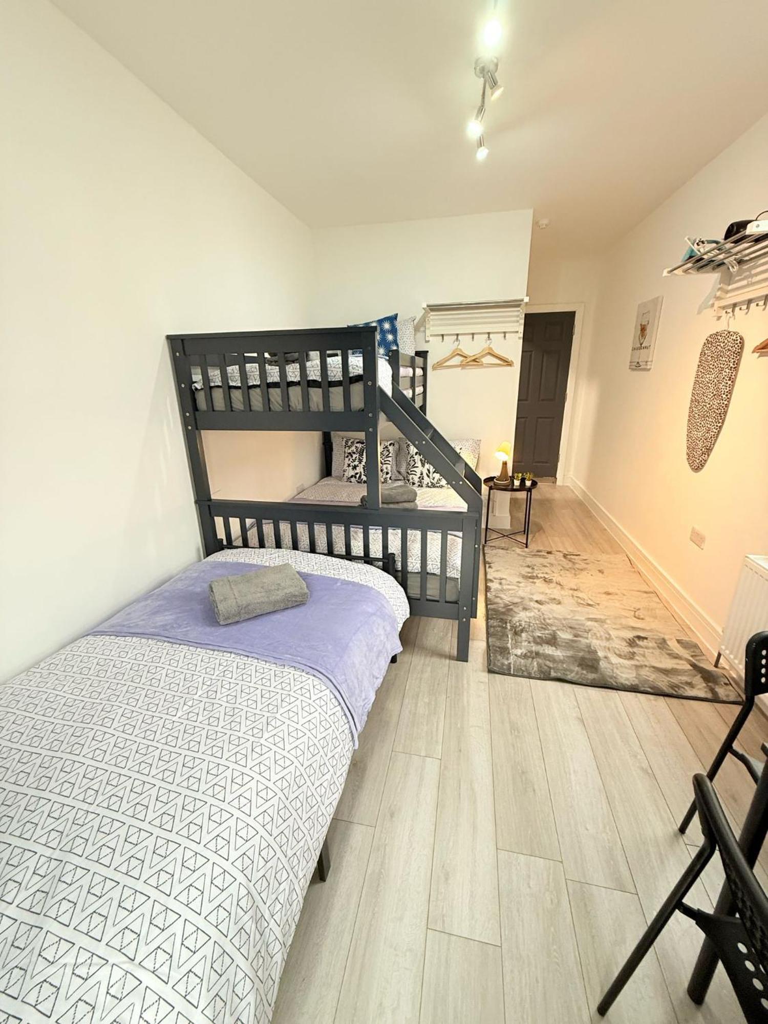 Tottenham En Suites Guest Rooms ลอนดอน ภายนอก รูปภาพ